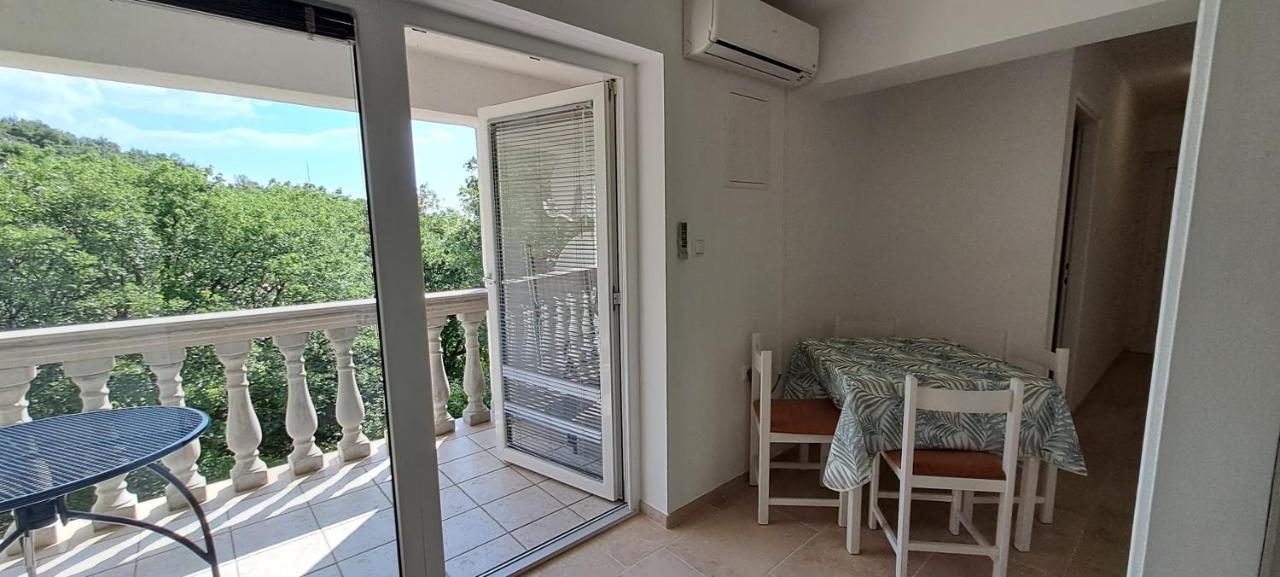 Villa Haus Niko Senj  Luaran gambar